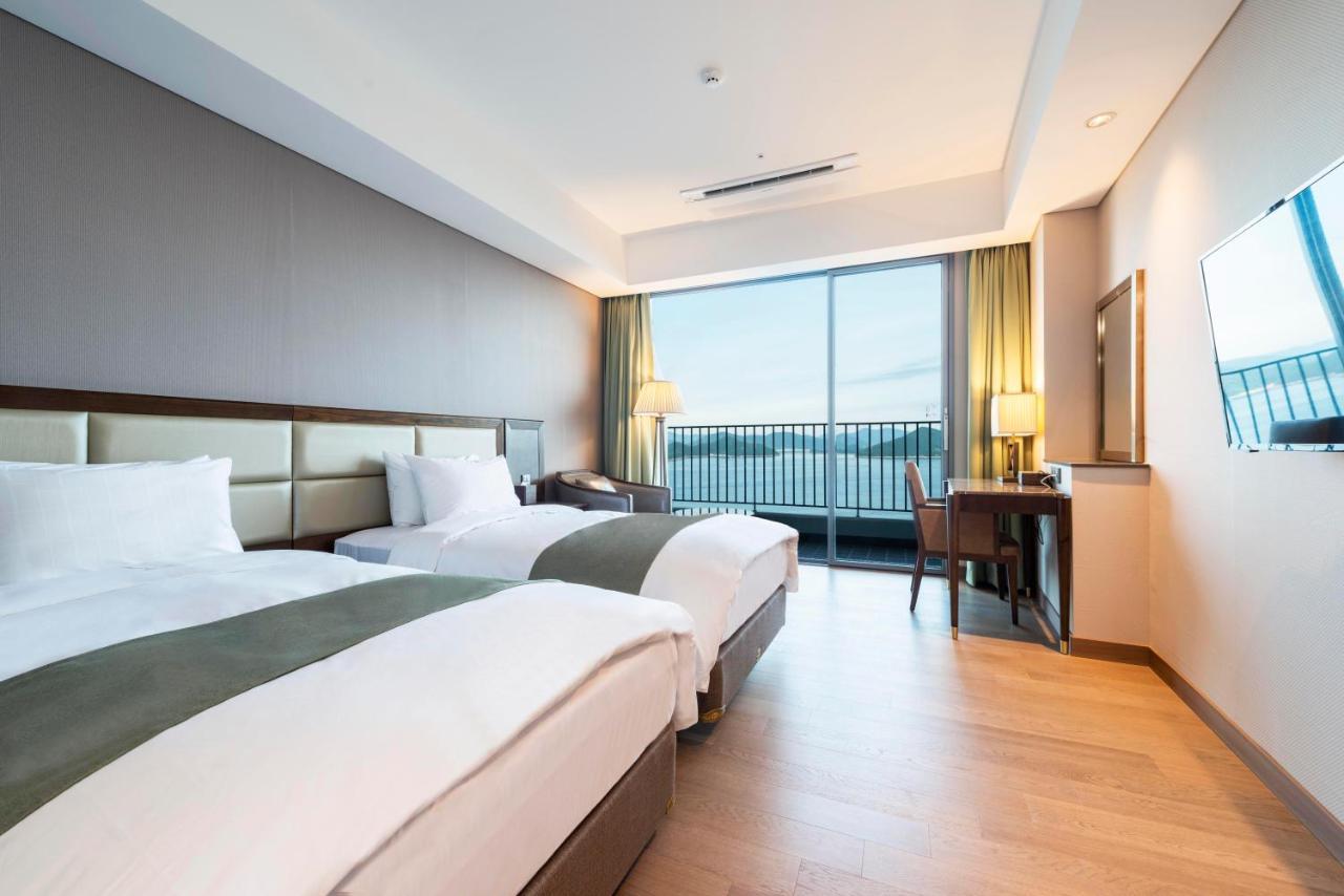 Stanford Hotel&Resort Tchongjong Pokoj fotografie