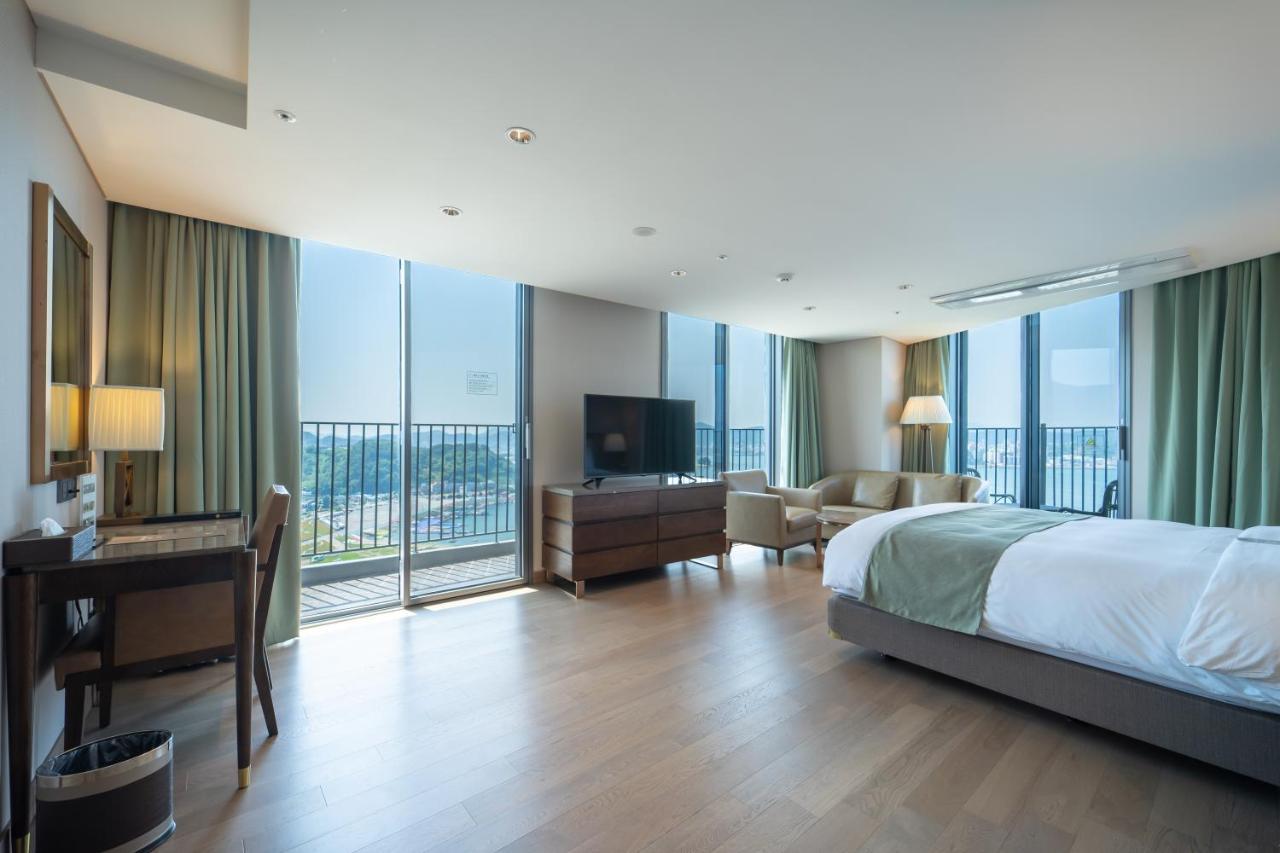 Stanford Hotel&Resort Tchongjong Pokoj fotografie