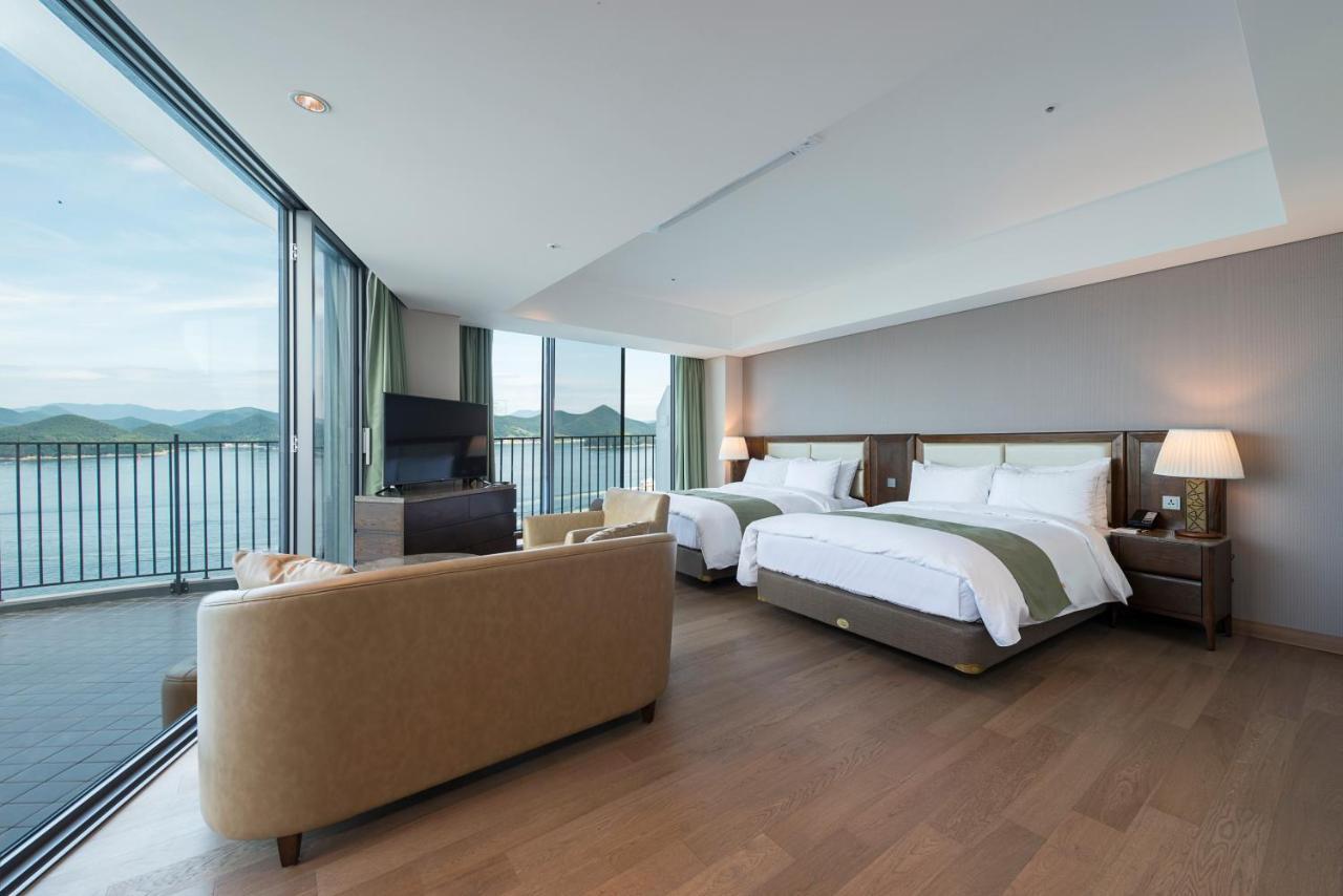 Stanford Hotel&Resort Tchongjong Pokoj fotografie